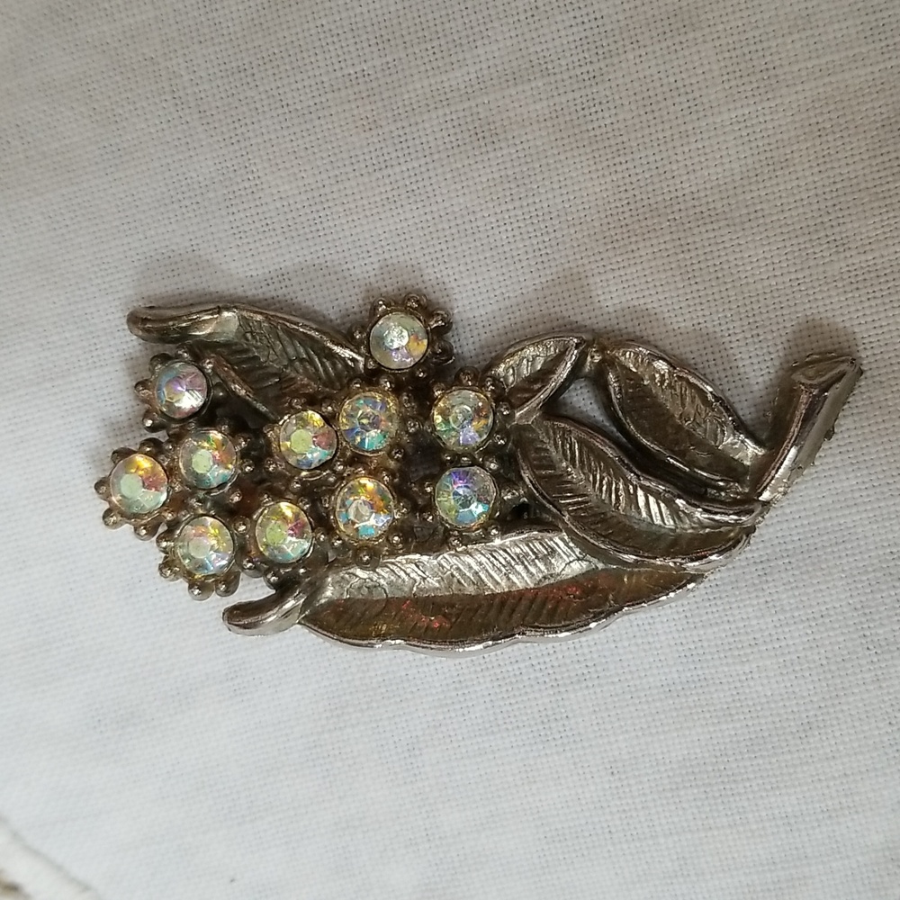 💎VINTAGE COSTUME JEWELRY BROOCH